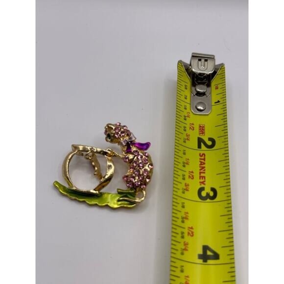 Cat & Fish Brooch Pin With Rhinestones & Enamel Accents - Picture 4 of 10